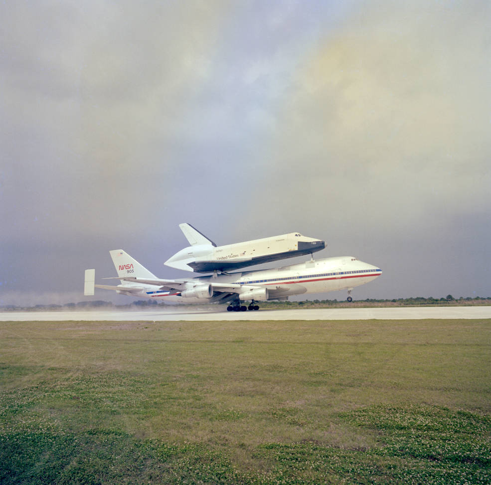 enterprise_arrives_ksc